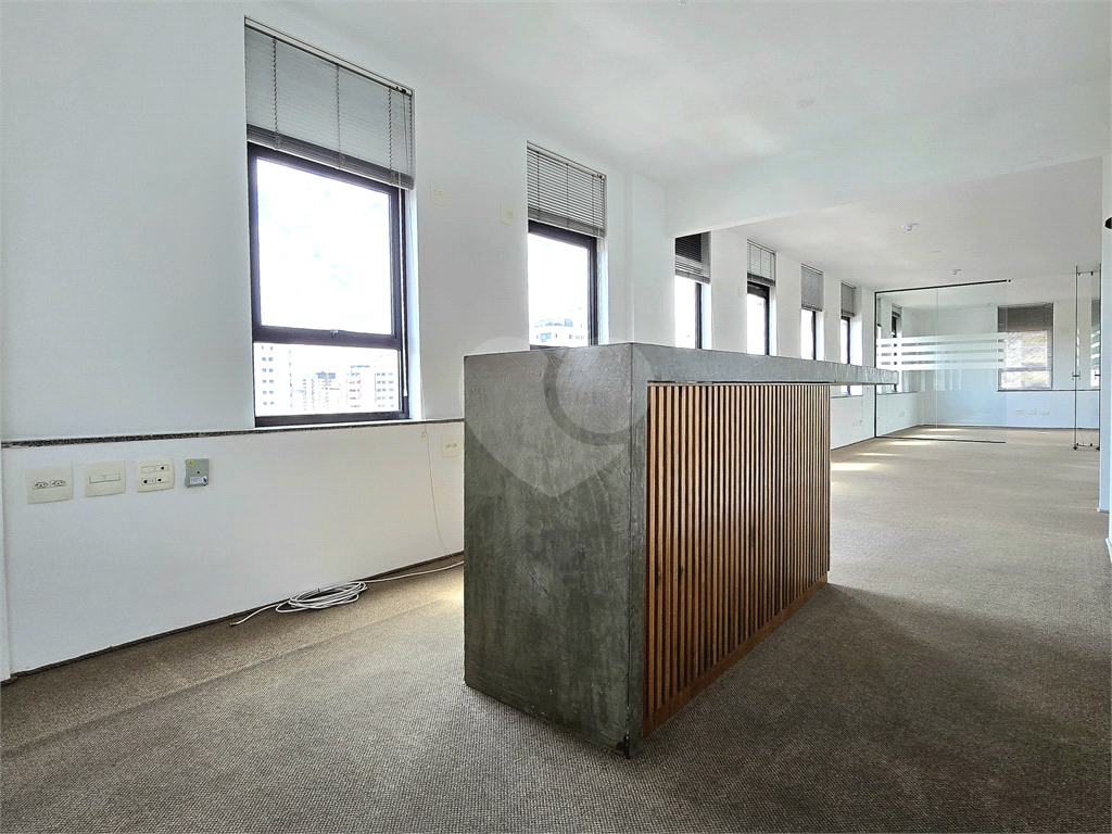 Sala Comercial para Aluguel com 2 Salas 2 Banheiros 2 Vagas em Perdizes São Paulo - SP