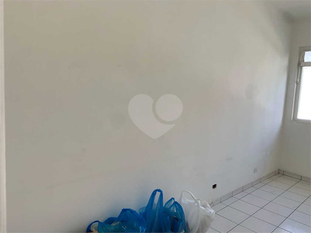 SALAS em VILA ROMANA