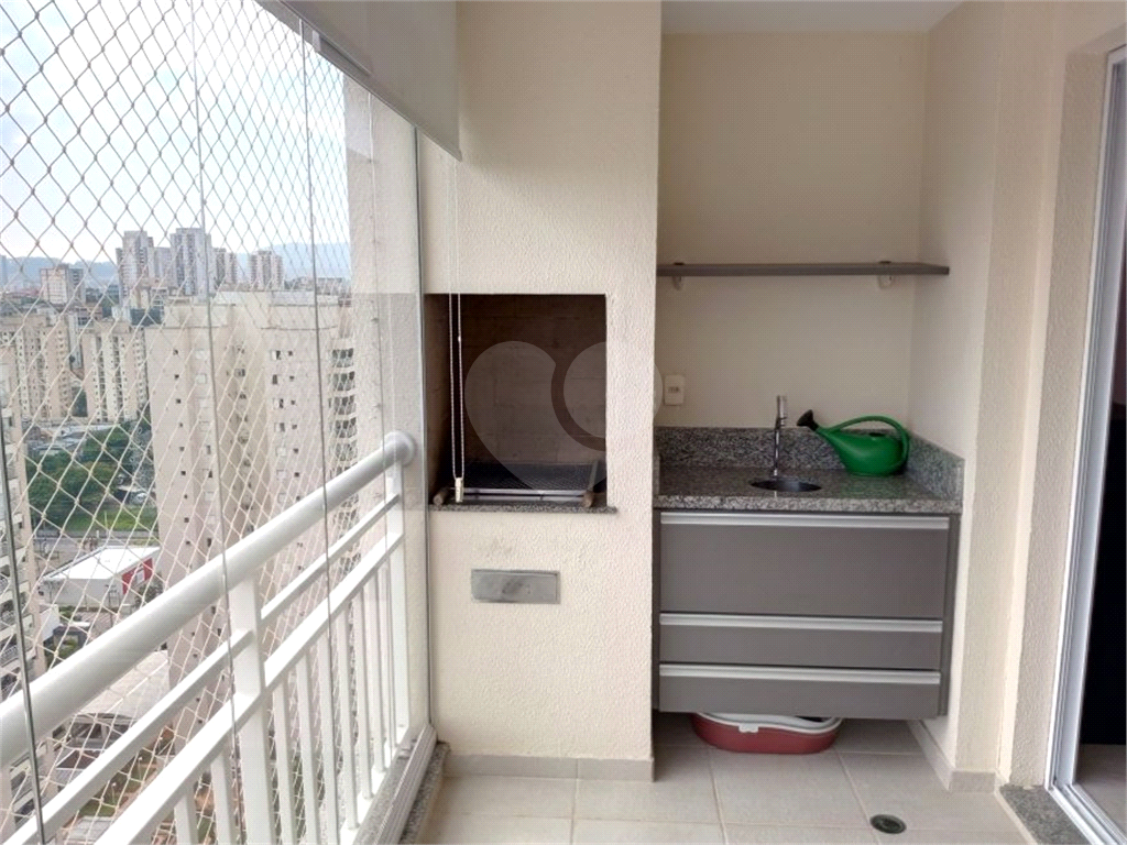 Apartamento de 78 m com 2 dormitórios no bairro do Limão