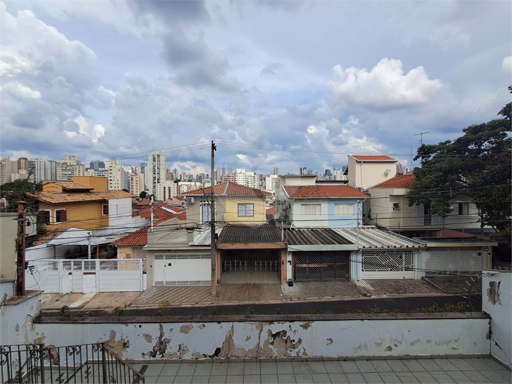 Casa sobrado de 202m² com 3 quartos, 1 suíte quintal grande 3 vagas Vila Romana