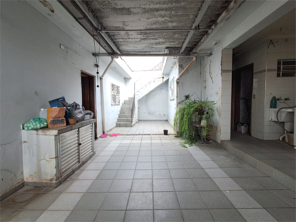 Casa sobrado de 202m² com 3 quartos, 1 suíte quintal grande 3 vagas Vila Romana