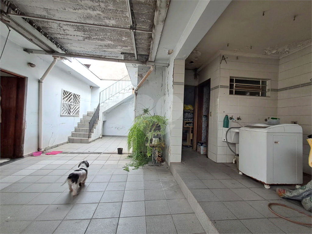 Casa sobrado de 202m² com 3 quartos, 1 suíte quintal grande 3 vagas Vila Romana