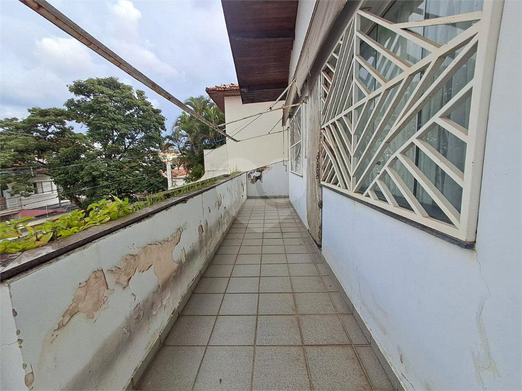 Casa sobrado de 202m² com 3 quartos, 1 suíte quintal grande 3 vagas Vila Romana