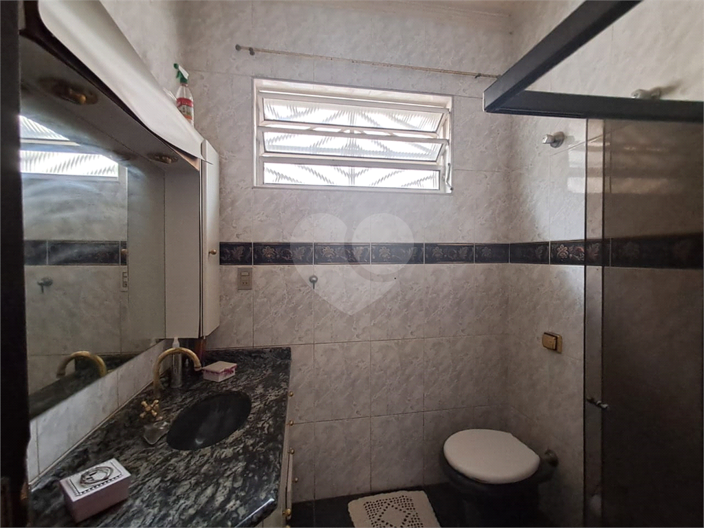 Casa sobrado de 202m² com 3 quartos, 1 suíte quintal grande 3 vagas Vila Romana