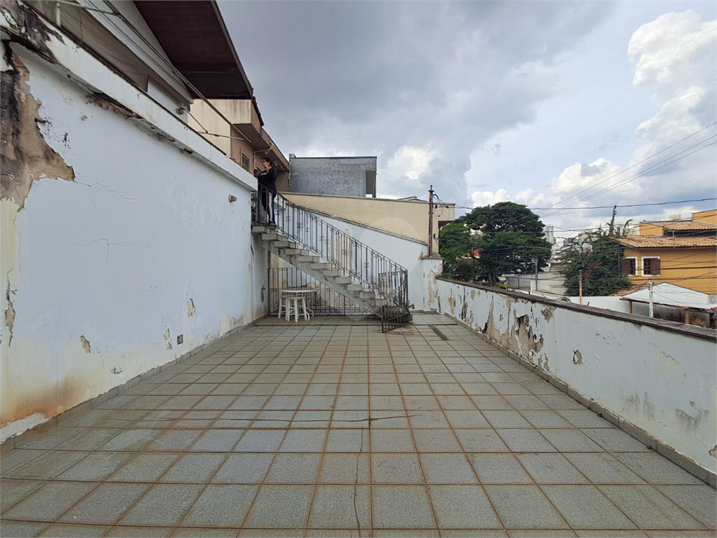 Casa sobrado de 202m² com 3 quartos, 1 suíte quintal grande 3 vagas Vila Romana