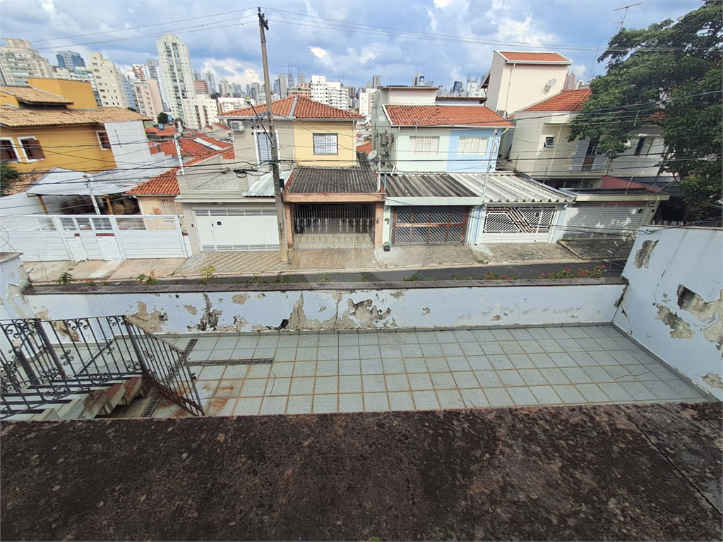 Casa sobrado de 202m² com 3 quartos, 1 suíte quintal grande 3 vagas Vila Romana