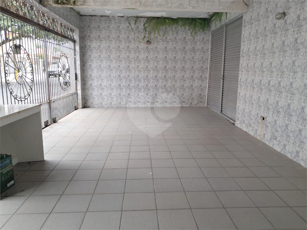 Casa sobrado de 202m² com 3 quartos, 1 suíte quintal grande 3 vagas Vila Romana