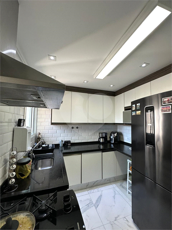 Apartamento 105m²  com 4 Dormitórios, Varanda Gourmet e 2 Vagas – Parque Barueri