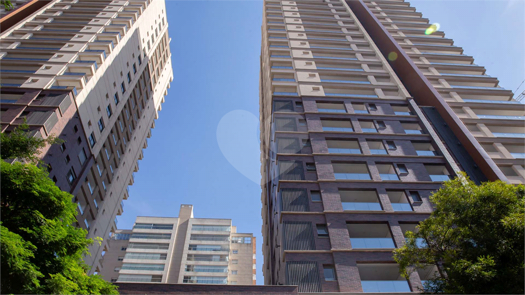 Apartamento de 211 m² – 4 Dormitórios (3 Suítes) – Condomínio Sintonia Perdizes