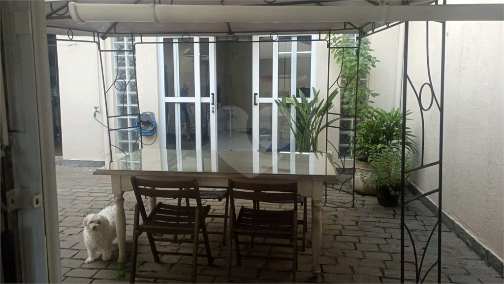 Casa à venda e aluguel com 3 quartos, 273m² - Foto 9