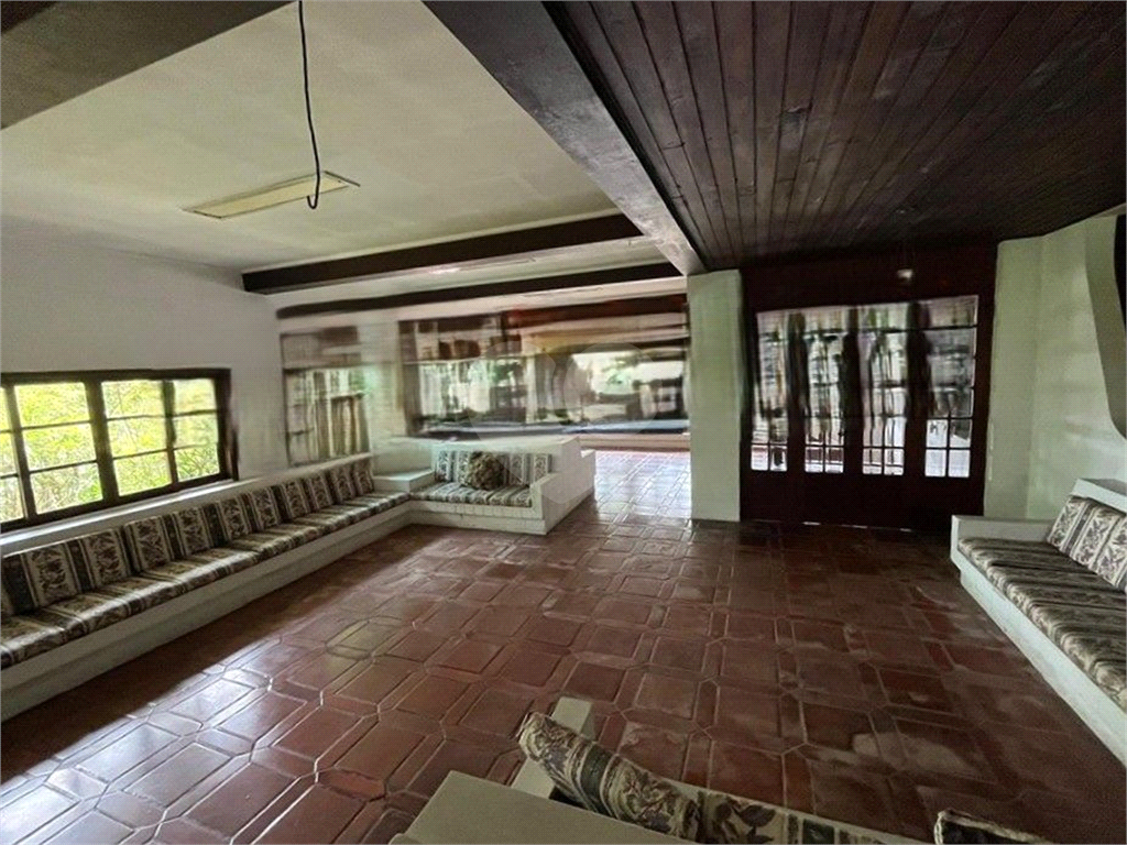 Casa à venda | 1260m² | 4 suítes | 6 vagas em Roseira | Mairiporã SP!
