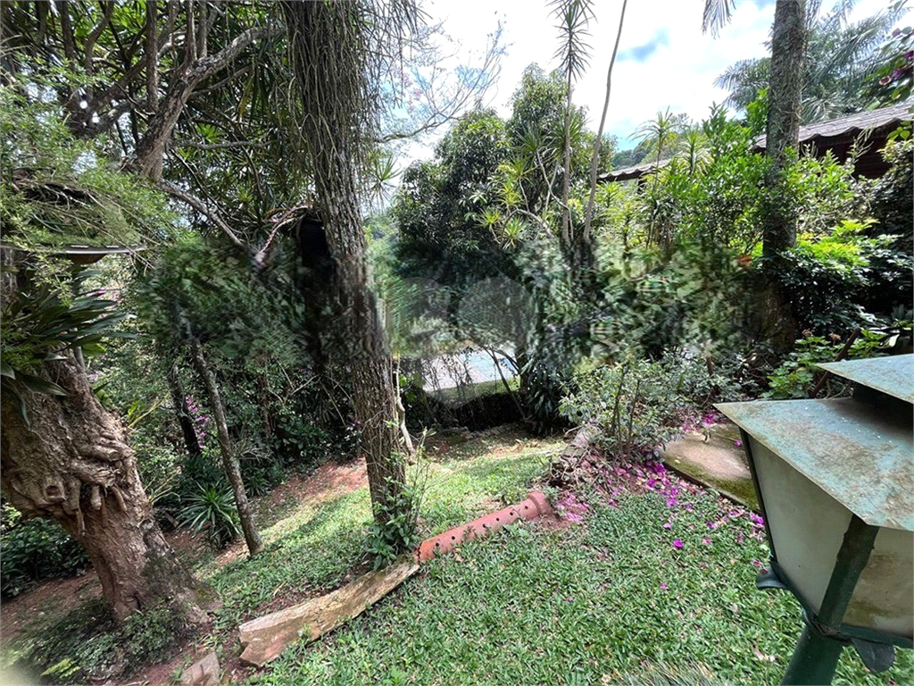Casa à venda | 1260m² | 4 suítes | 6 vagas em Roseira | Mairiporã SP!
