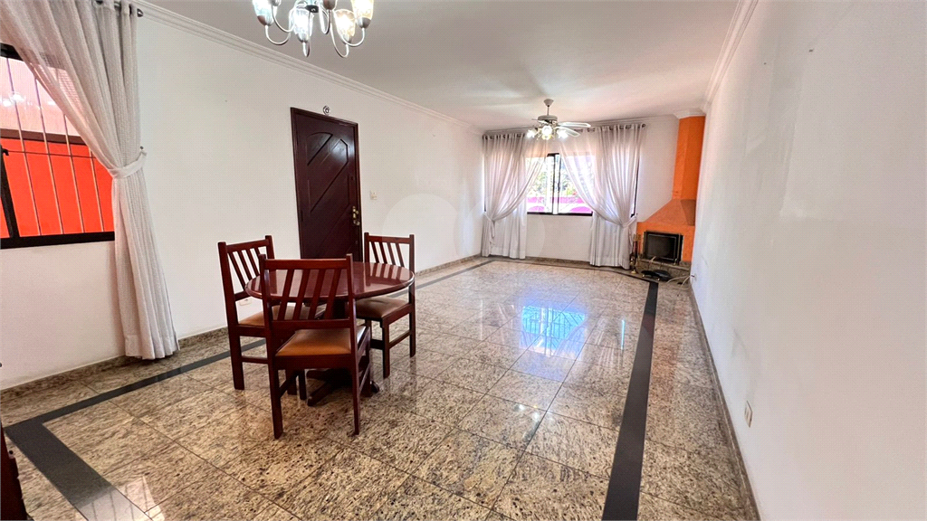 Sobrado à venda , 3 quartos em Santana
