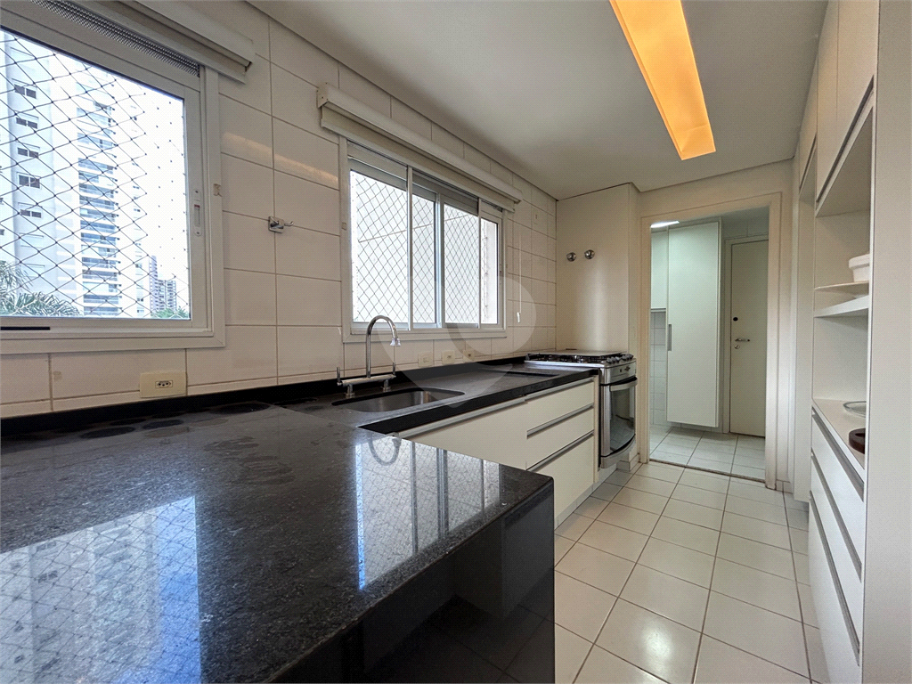 Apartamento na Vila Leopoldina de 158m2 com Hall Privativo 