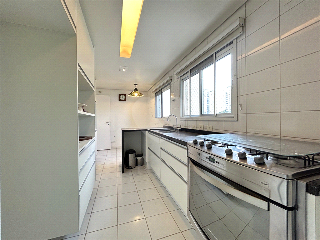 Apartamento na Vila Leopoldina de 158m2 com Hall Privativo 
