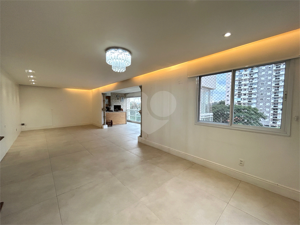 Apartamento na Vila Leopoldina de 158m2 com Hall Privativo 