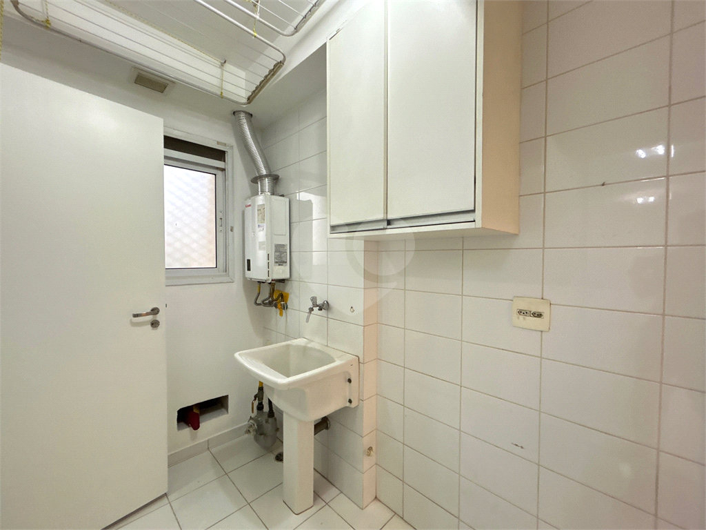 Apartamento na Vila Leopoldina de 158m2 com Hall Privativo com 03 suítes e 03 vagas de Garagem