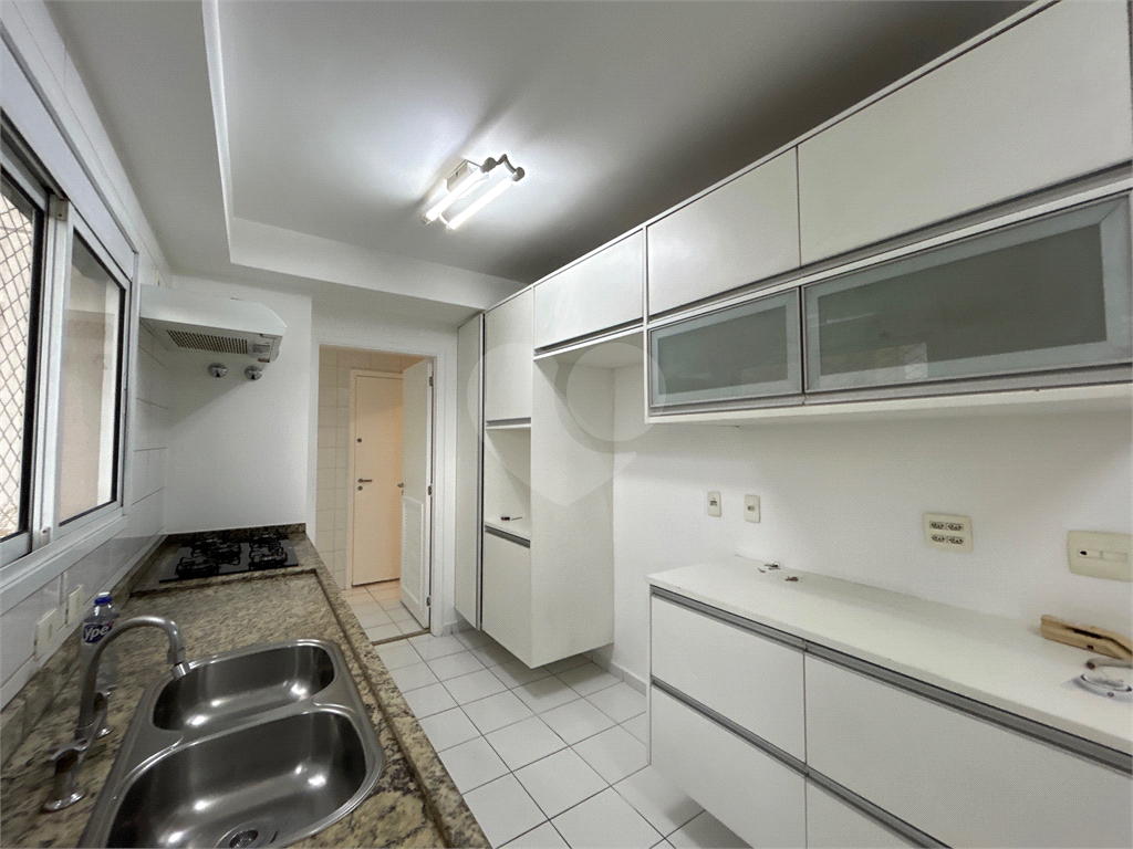 Apartamento na Vila Leopoldina de 158m2 com Hall Privativo com 03 suítes e 03 vagas de Garagem