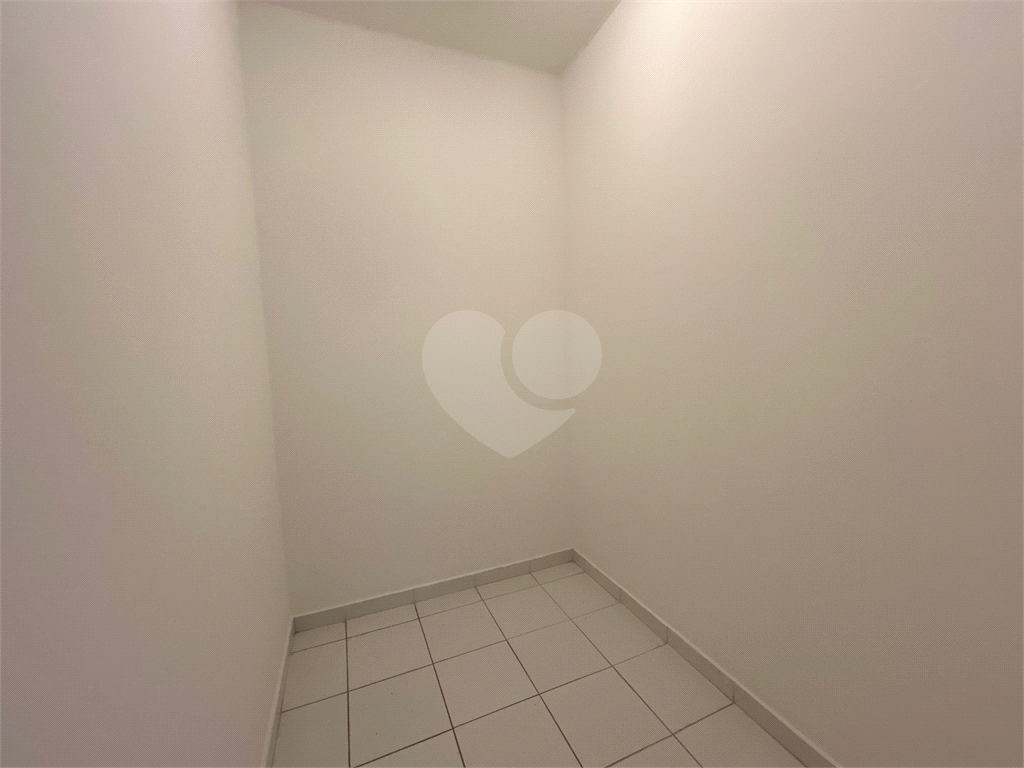 Apartamento na Vila Leopoldina de 158m2 com Hall Privativo com 03 suítes e 03 vagas de Garagem