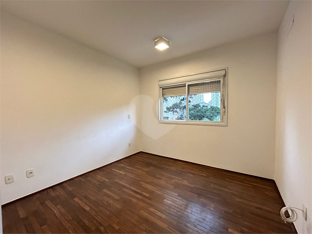 Apartamento na Vila Leopoldina de 158m2 com Hall Privativo com 03 suítes e 03 vagas de Garagem