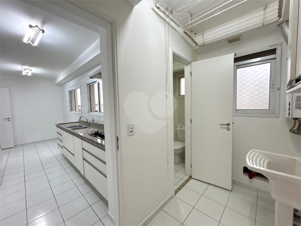 Apartamento na Vila Leopoldina de 158m2 com Hall Privativo com 03 suítes e 03 vagas de Garagem