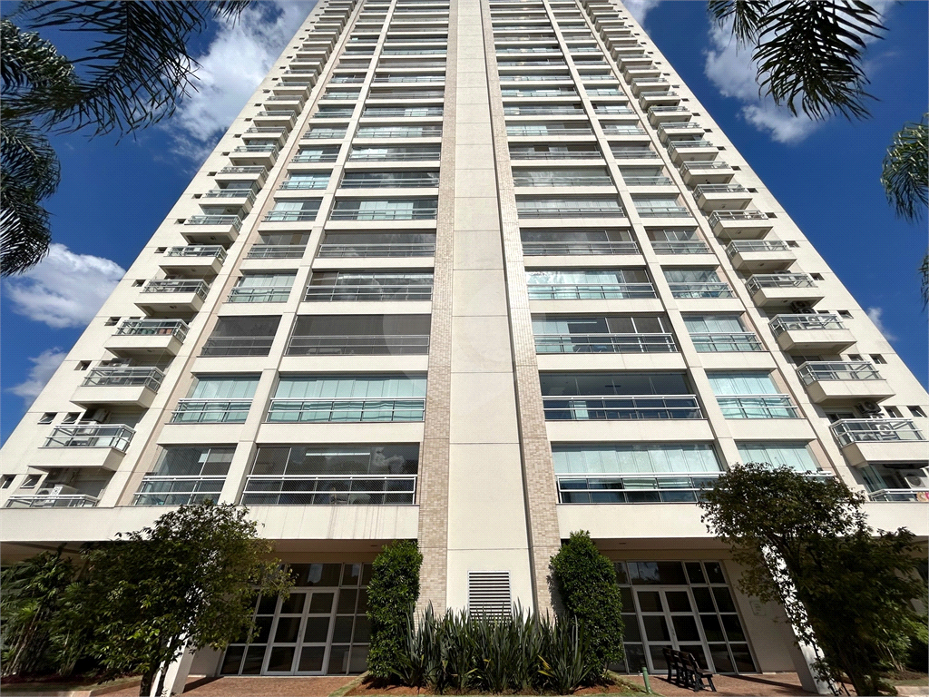 Apartamento na Vila Leopoldina de 158m2 com Hall Privativo com 03 suítes e 03 vagas de Garagem