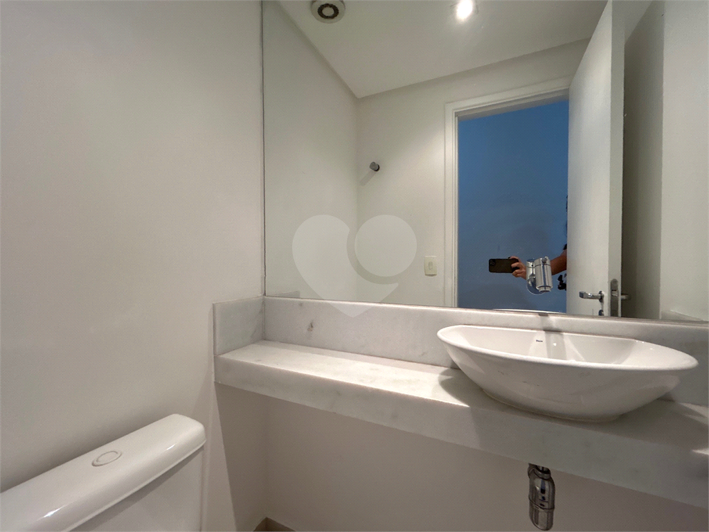 Apartamento na Vila Leopoldina de 158m2 com Hall Privativo com 03 suítes e 03 vagas de Garagem
