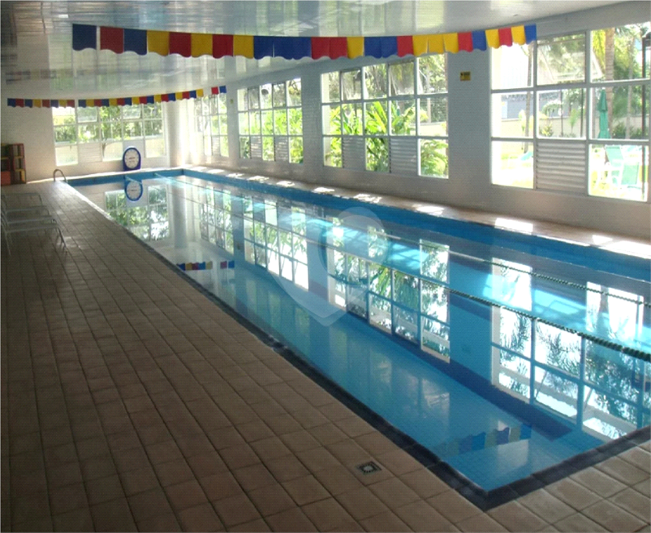 Apartamento na Vila Leopoldina de 158m2 com Hall Privativo com 03 suítes e 03 vagas de Garagem