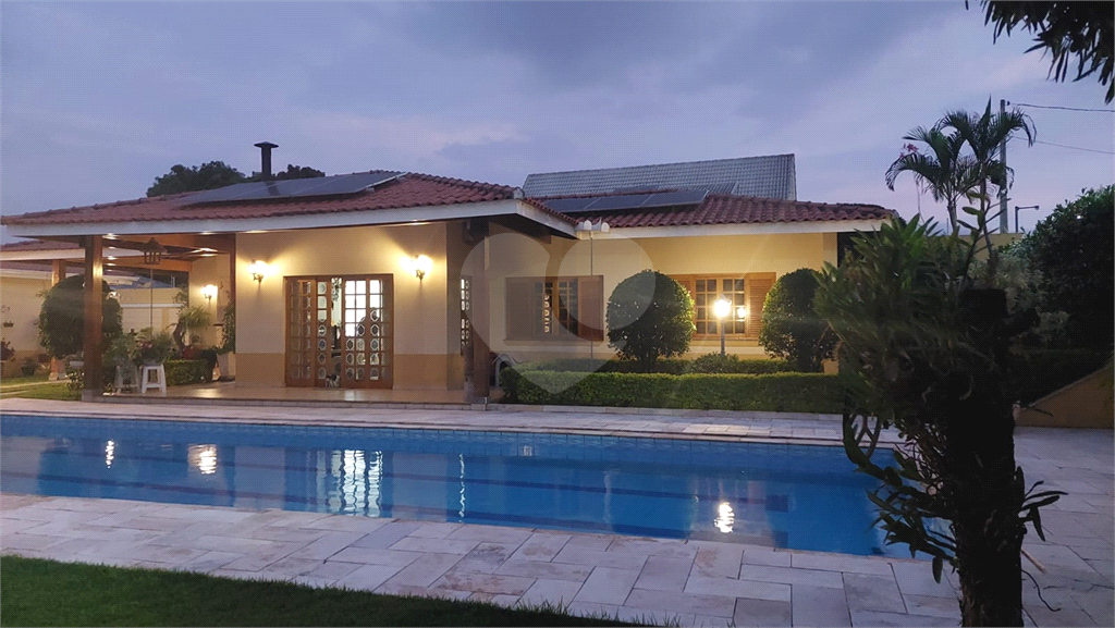 Casa à venda com 3 quartos, 230m² - Foto 28