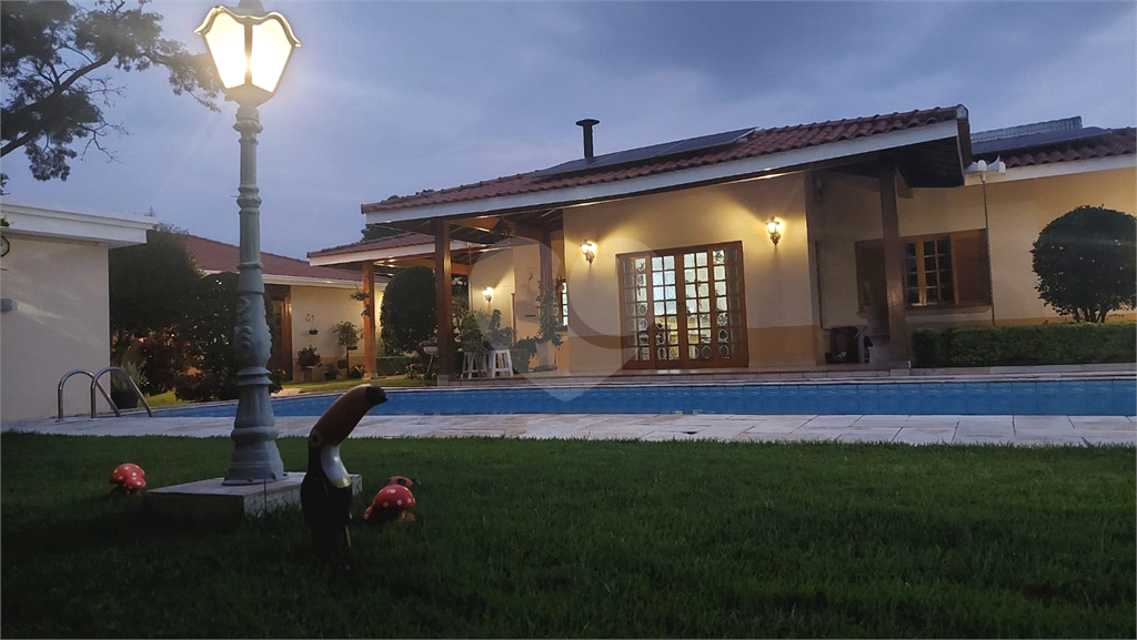 Casa à venda com 3 quartos, 230m² - Foto 30