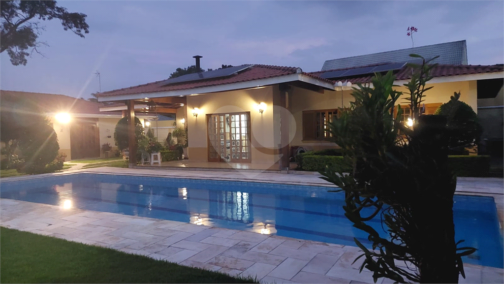 Casa à venda com 3 quartos, 230m² - Foto 29