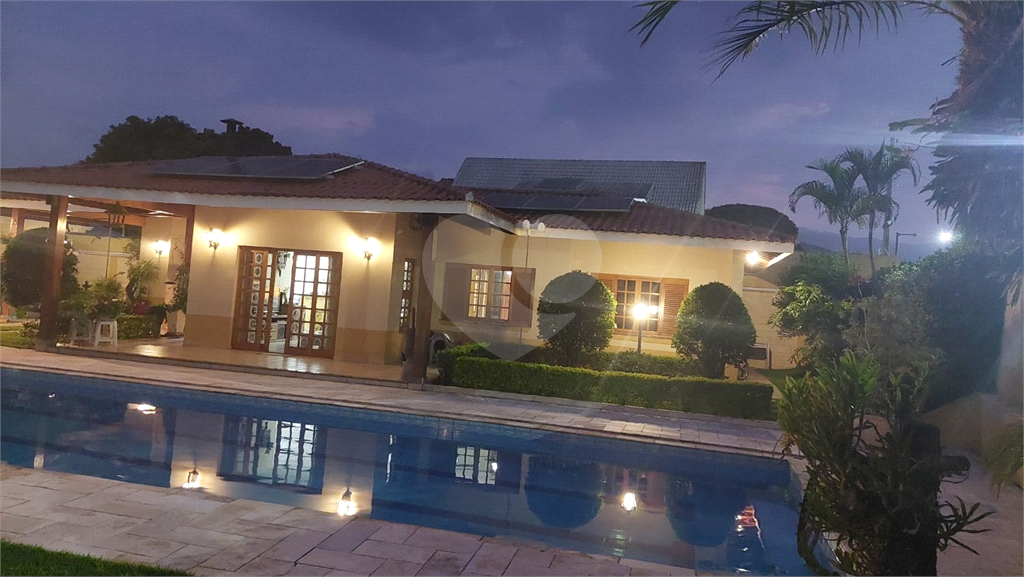 Casa à venda com 3 quartos, 230m² - Foto 31