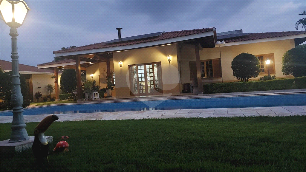 Casa à venda com 3 quartos, 230m² - Foto 26