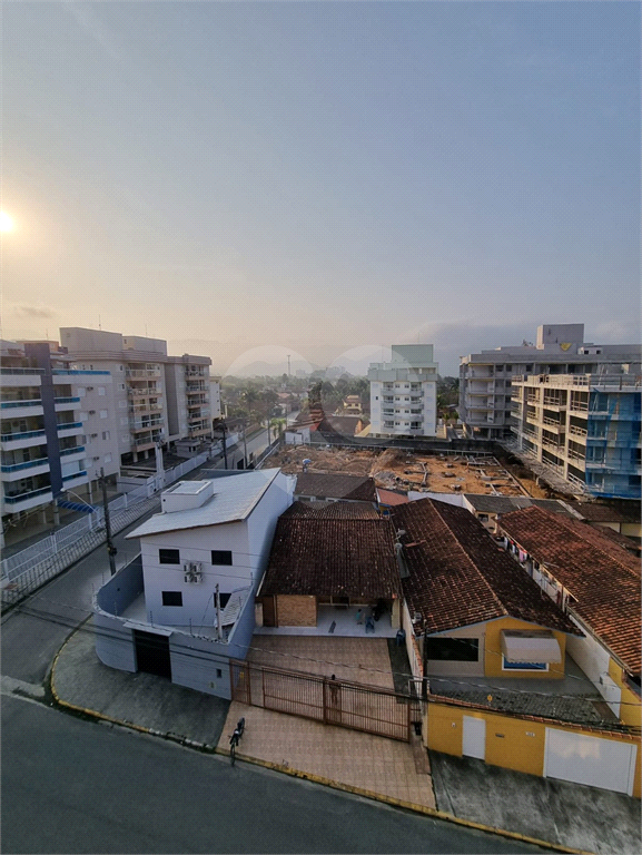 APARTAMENTO em ITAGUÁ