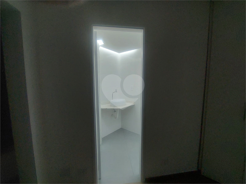 PINHEIROS - LINDO APARTAMENTO REFORMADO 