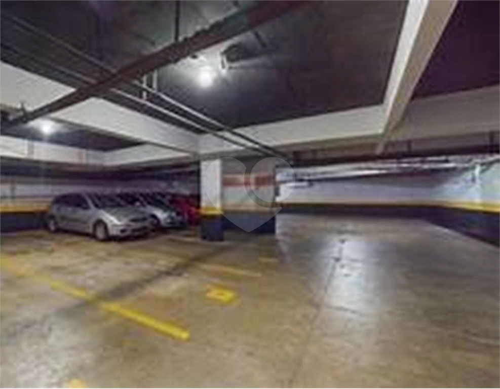 PINHEIROS - LINDO APARTAMENTO REFORMADO 