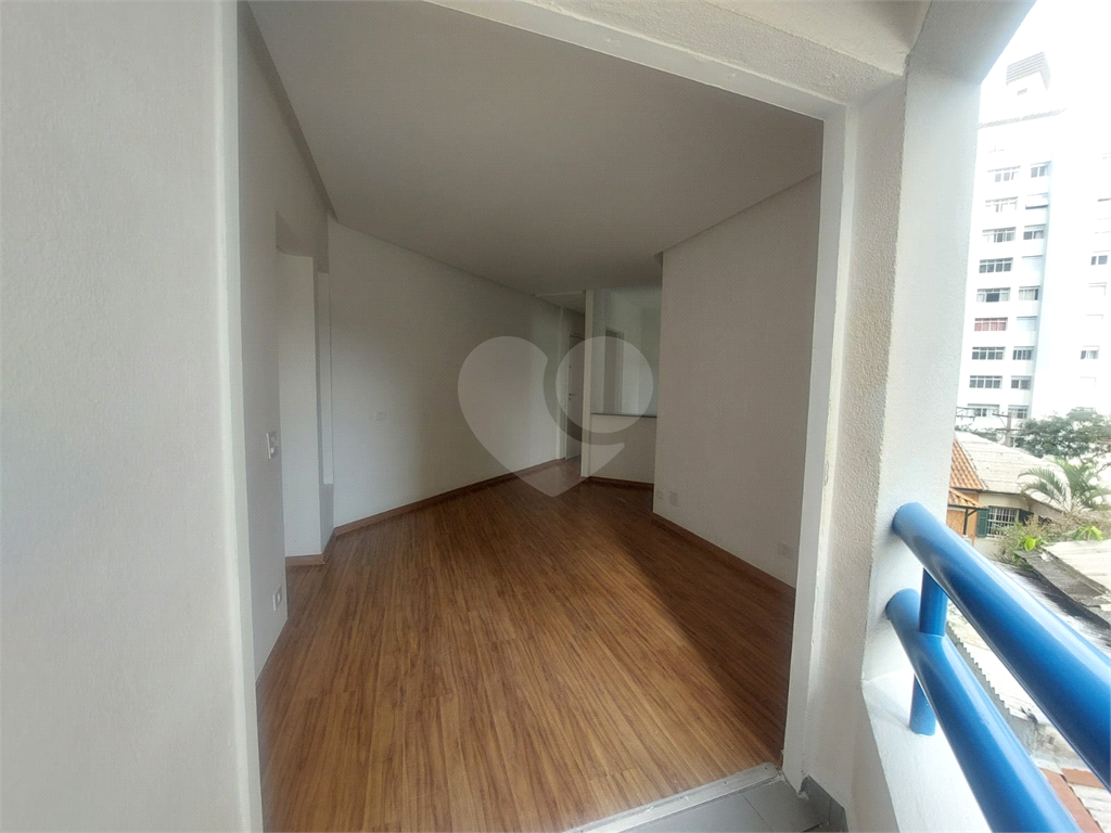 PINHEIROS - LINDO APARTAMENTO REFORMADO 