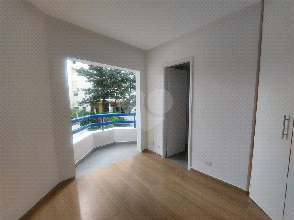 PINHEIROS - LINDO APARTAMENTO REFORMADO 