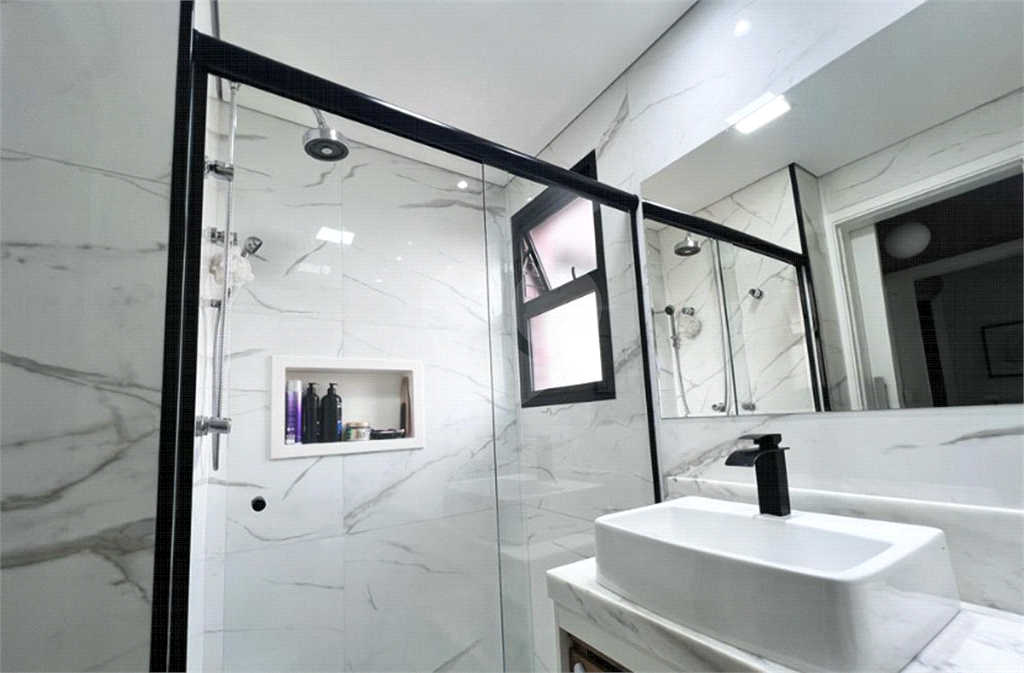 APARTAMENTO em SANTANA
