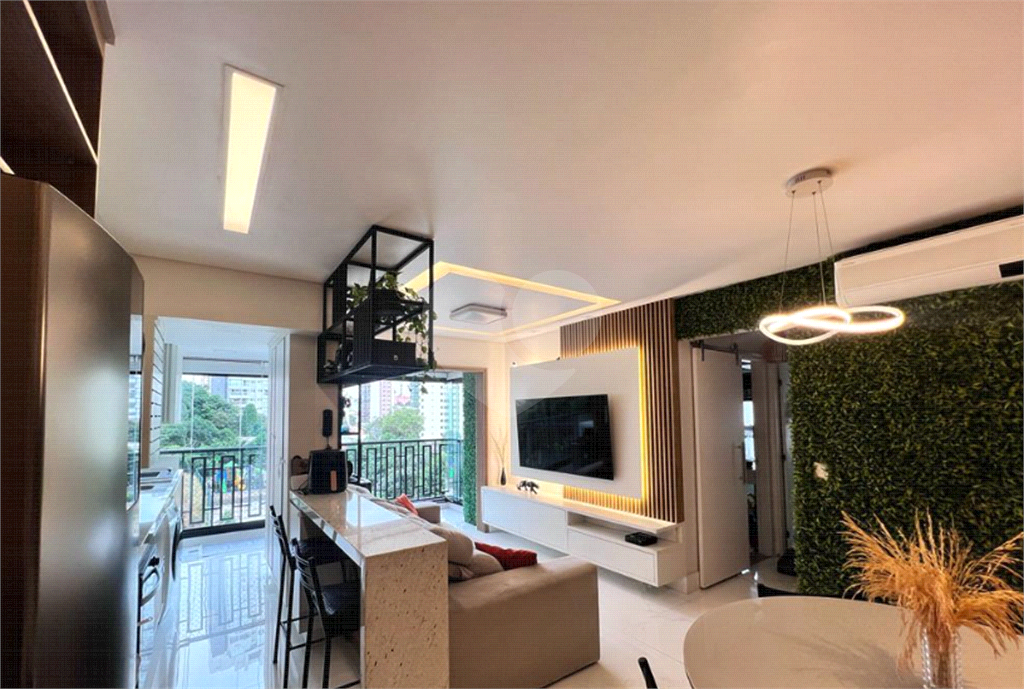 APARTAMENTO em SANTANA