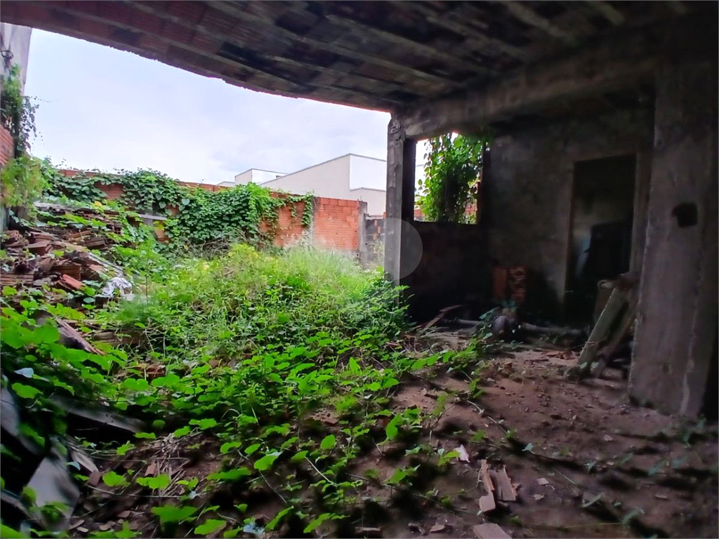 Terreno a venda proximo ao bairro Analia Franco