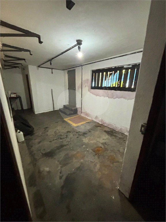 Galpão Comercial na Serra da Cantareira com 700m² AC em 2580m² de terreno, 80 vagas