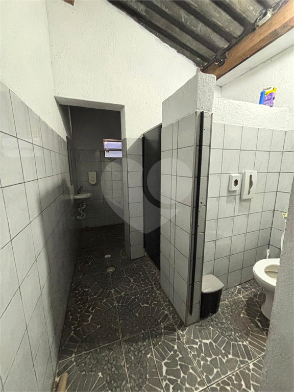 Galpão Comercial na Serra da Cantareira com 700m² AC em 2580m² de terreno, 80 vagas