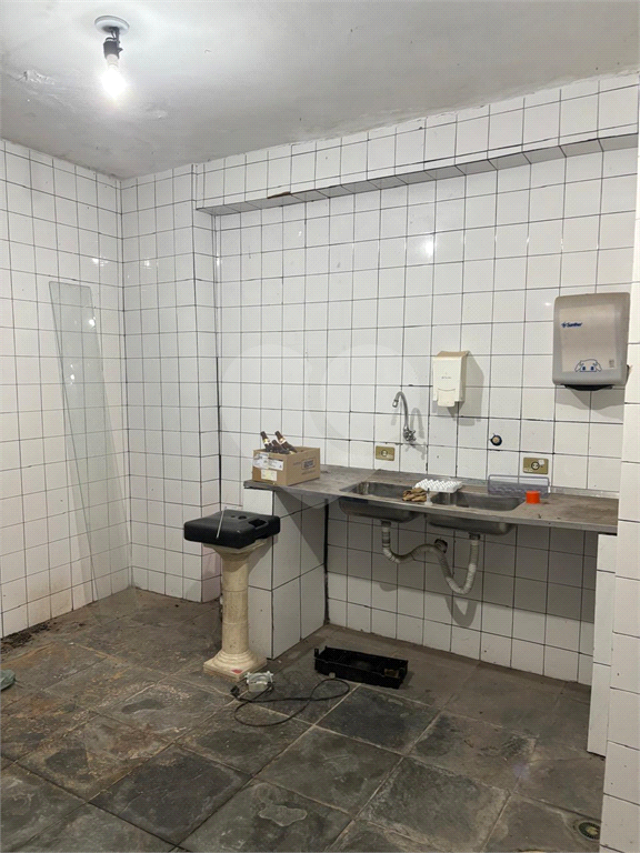 Galpão Comercial na Serra da Cantareira com 700m² AC em 2580m² de terreno, 80 vagas