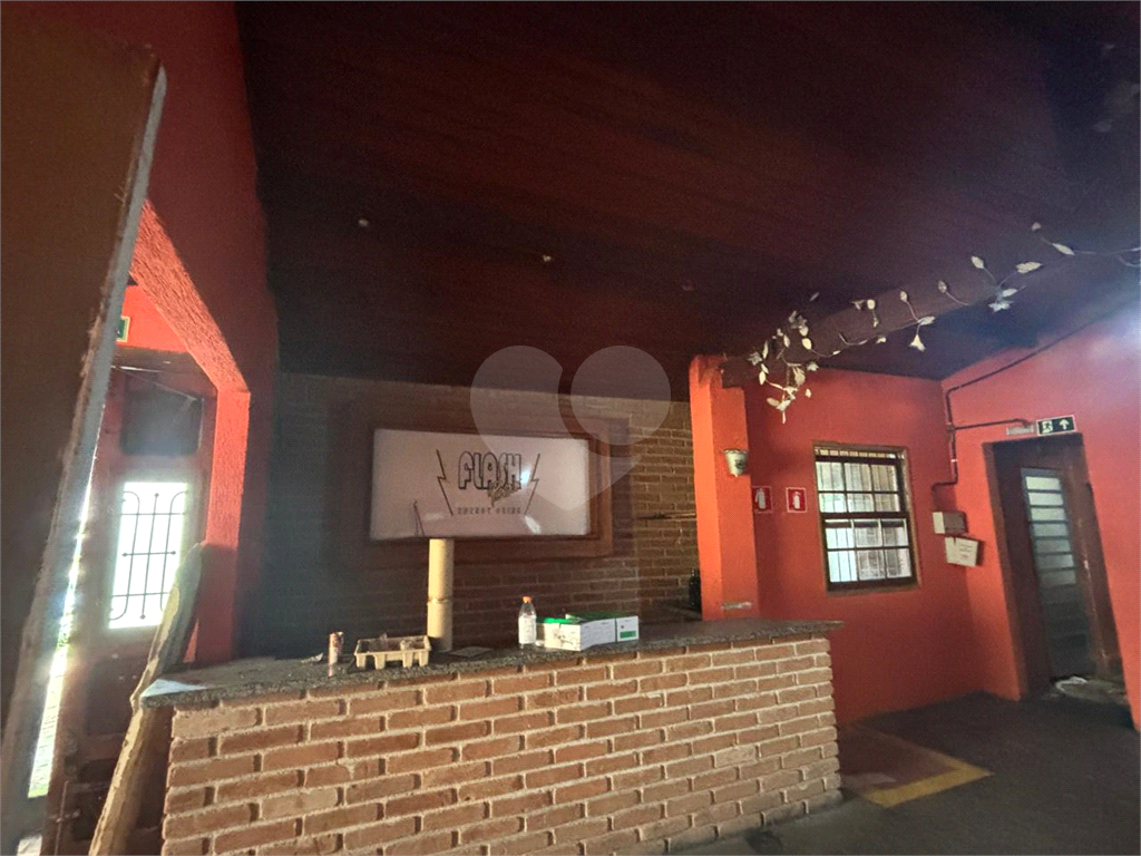 Galpão Comercial na Serra da Cantareira com 700m² AC em 2580m² de terreno, 80 vagas