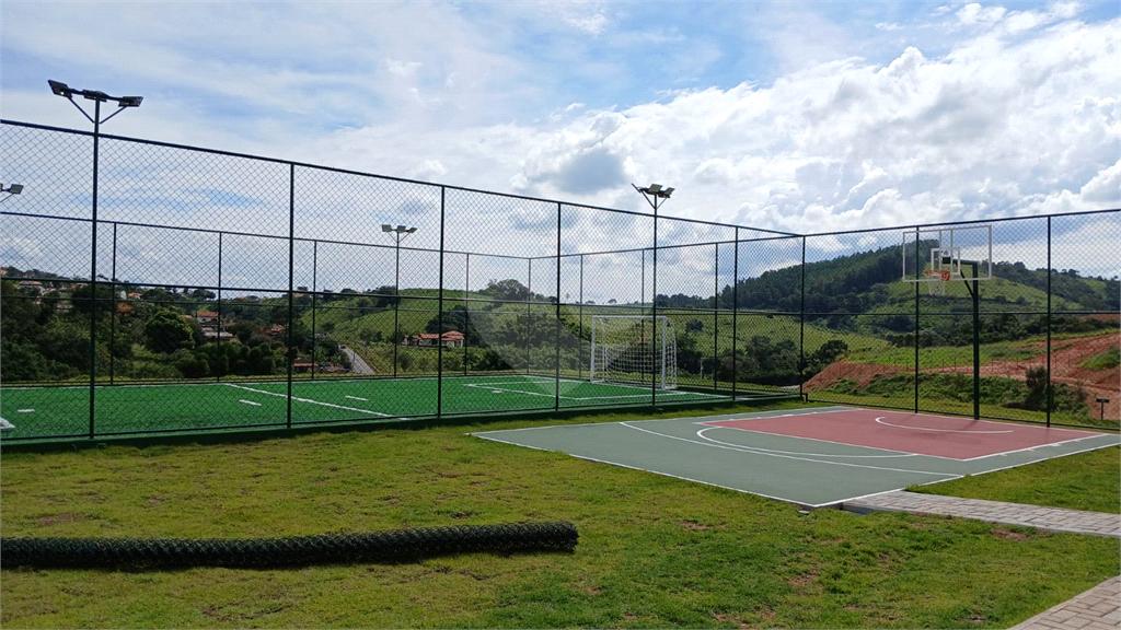TERRENO DE ALTO PADRAO EM CONDOMINIO FECHADO