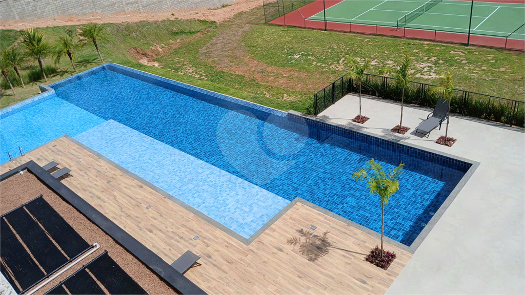 TERRENO DE ALTO PADRAO EM CONDOMINIO FECHADO