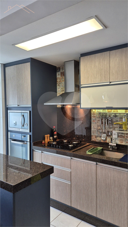 Apartamento à venda com 2 quartos, 60m² - Foto 19