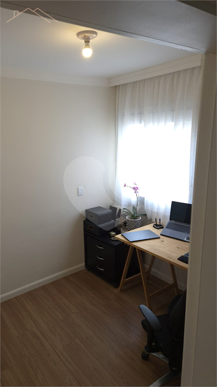 Apartamento à venda com 2 quartos, 60m² - Foto 18