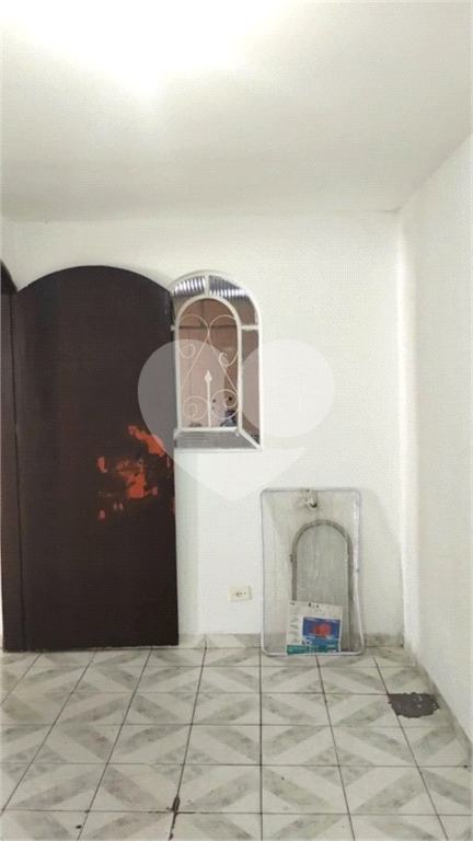 Casa à Venda na Vila Maria | 300 m² | 7 dormitórios (1 suíte) | 5 vagas!